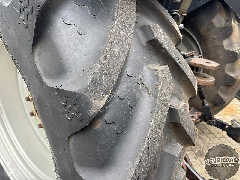 Zemědělský traktor Case Maxxum MX 135