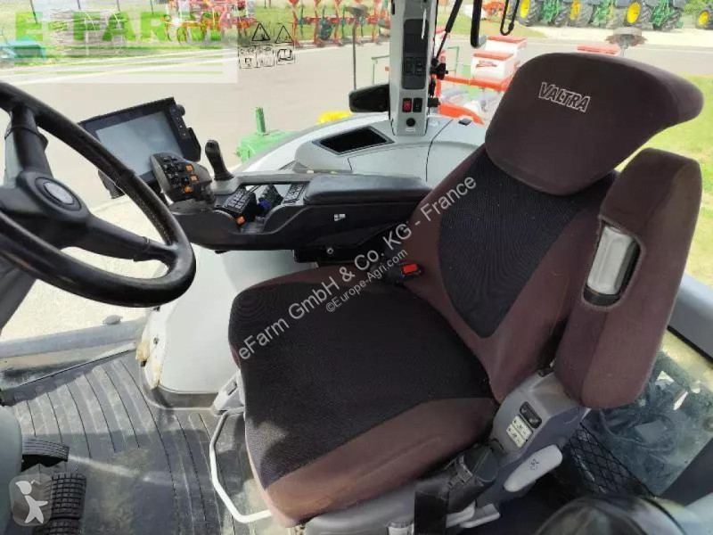 Tractor Valtra  s324