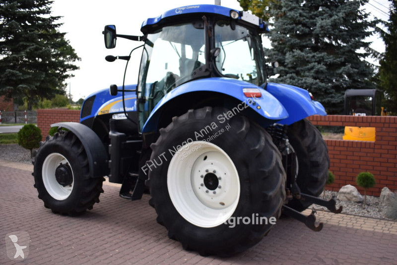 Tractor agrícola New Holland T6070 RANGE COMMAND