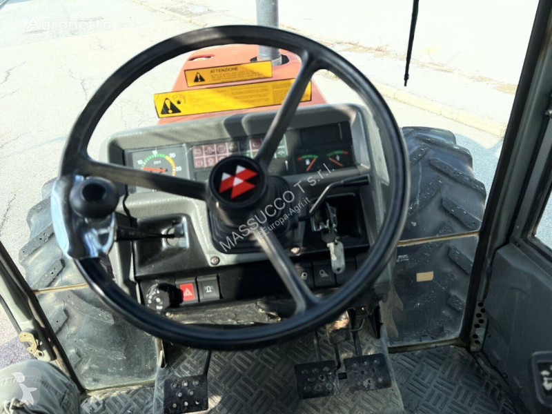 Tractor agrícola Massey Ferguson MF3655 4X4