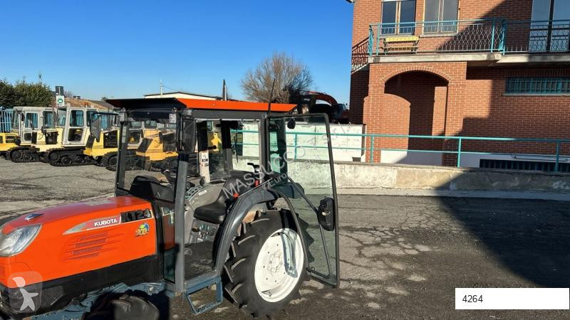 Tractor Kubota KT24