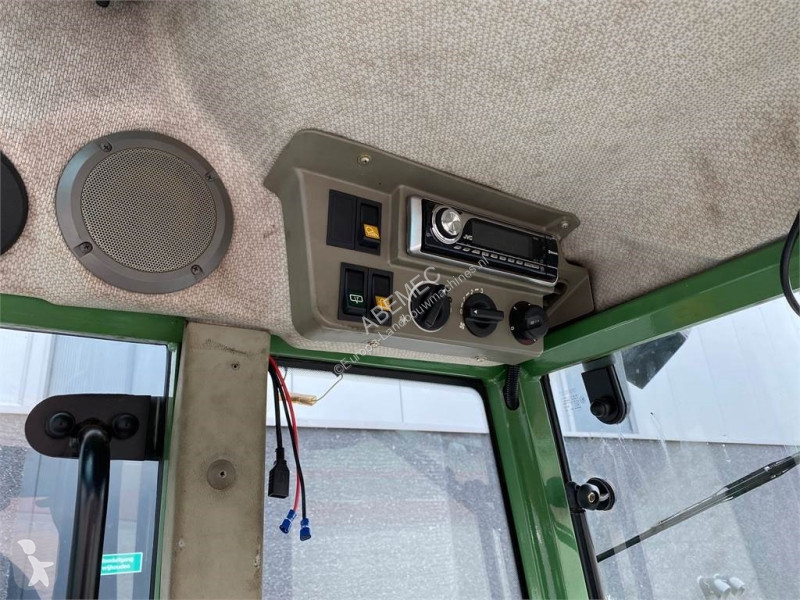 Tracteur agricole Fendt 207 VA