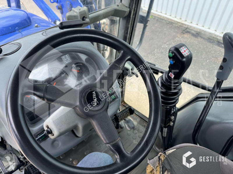 Tractor Valtra  A72