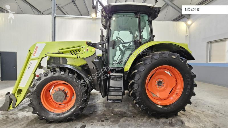 Tractor agrícola Claas Arion 530