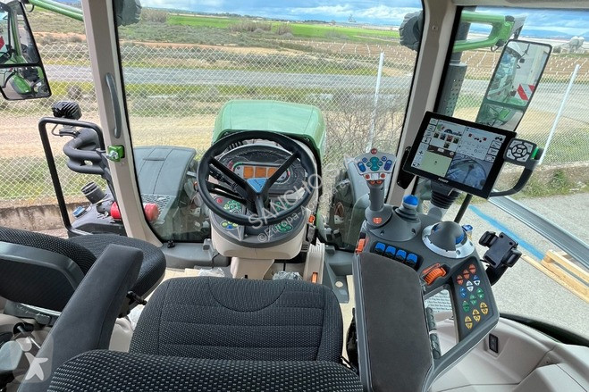 Landbrugstraktor Fendt FENDT 826 VARIO S4 PROFI...