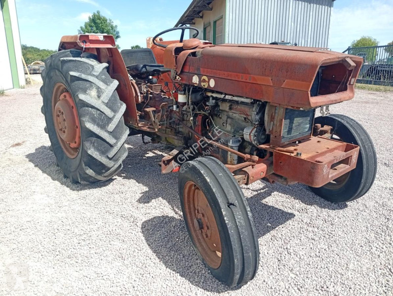 Lantbrukstraktor Massey Ferguson  158