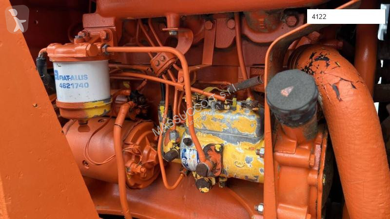 جرار زراعي Ford 5600 4X2