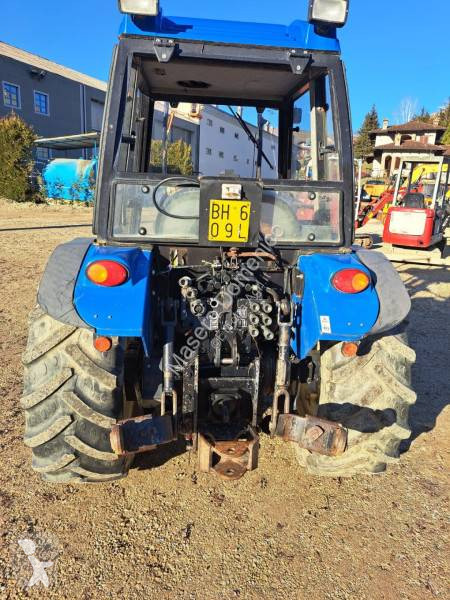 Tracteur agricole New Holland TD 4020