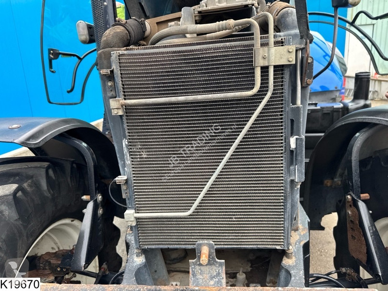Tracteur agricole New Holland T6080