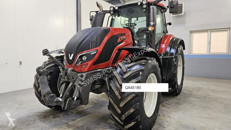 Tractor agrícola Valtra