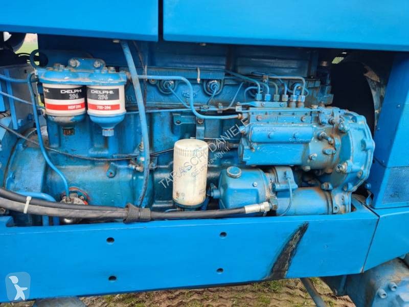 جرار زراعي Ford 8100 DT
