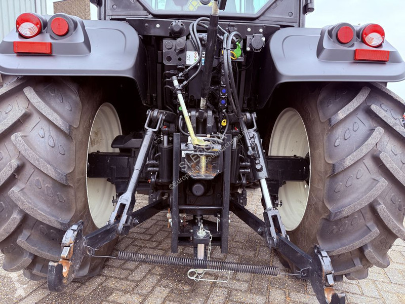 Tractor New Holland T4.100 LP