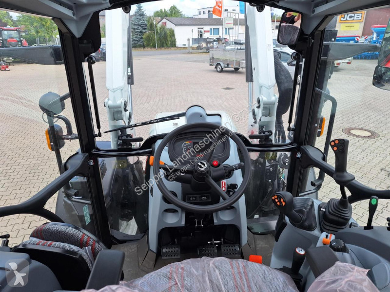 Tractor Steyr  PLUS 4120 HILO Vorführer
