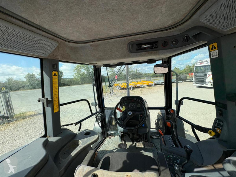 Tracteur agricole New Holland  TS90