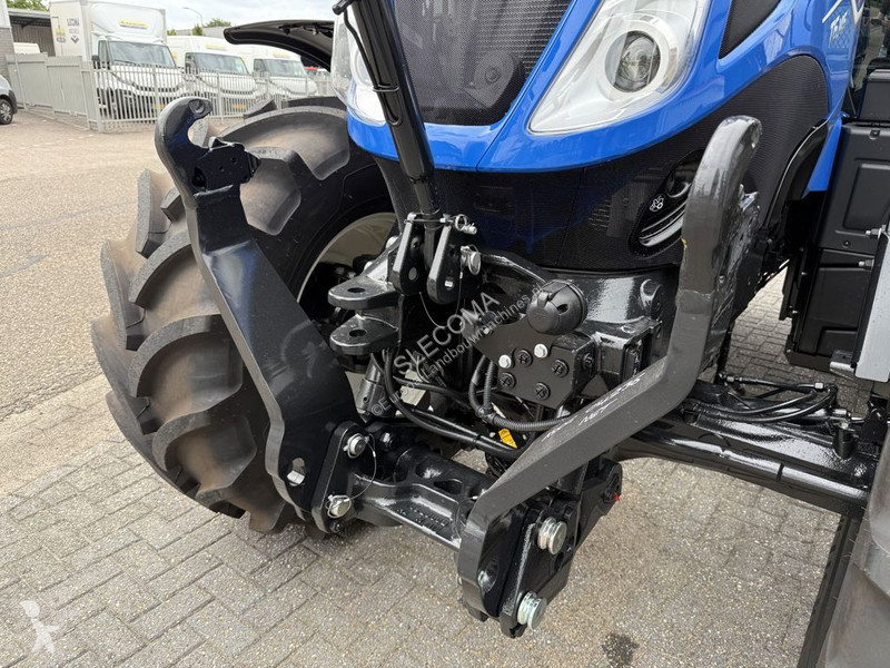 Tractor New Holland T6145 AC STAGE V