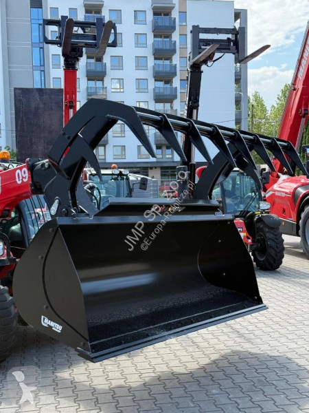 Tracteur agricole Manitou CBG 2450 / 1400 WE  NEW