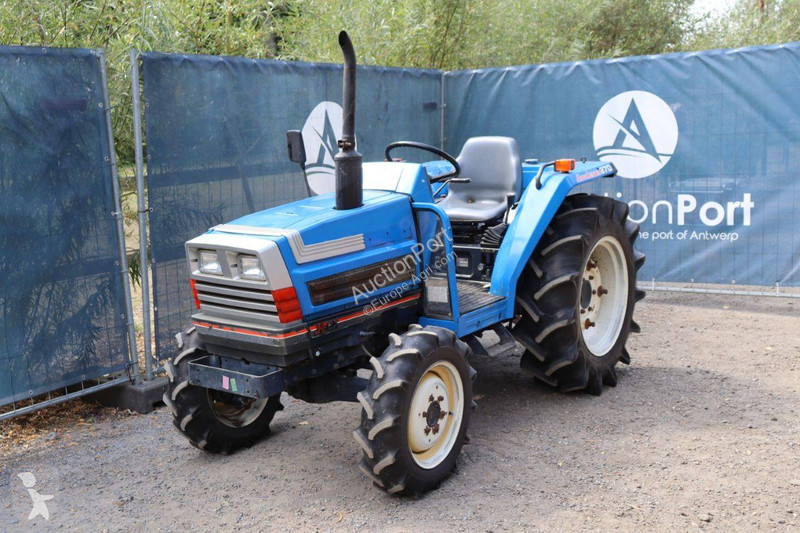 Tractor Iseki TA270F