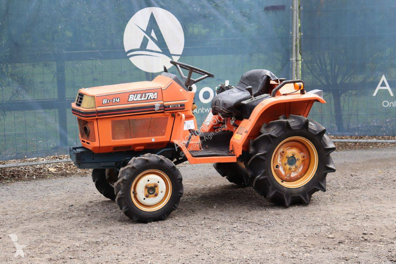 Landbrugstraktor Kubota B1-14 Bulltra