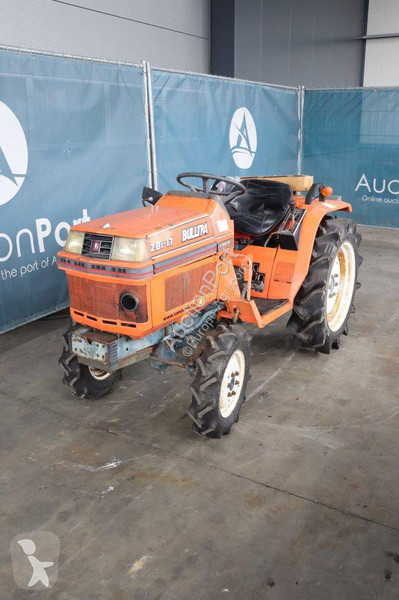 Tractor Kubota BULLTRA ZB1-17
