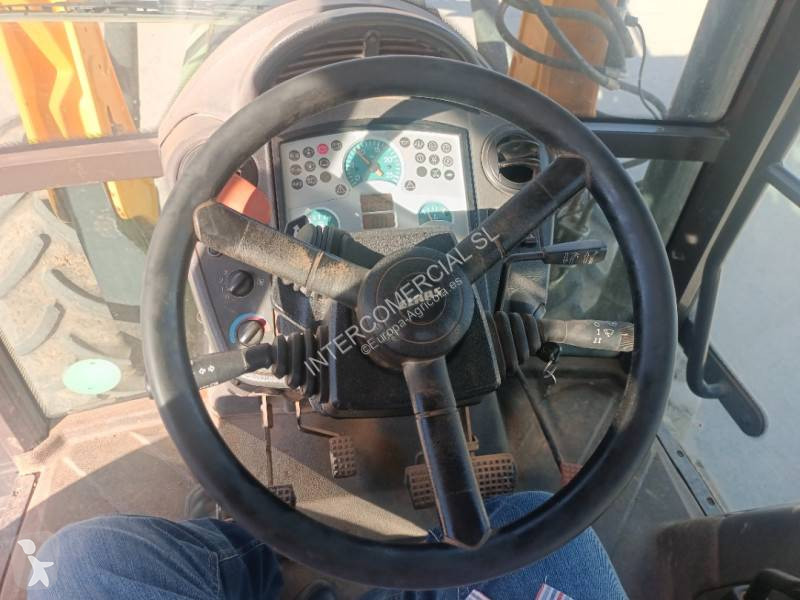 Tracteur agricole Claas Celtis 436 RC
