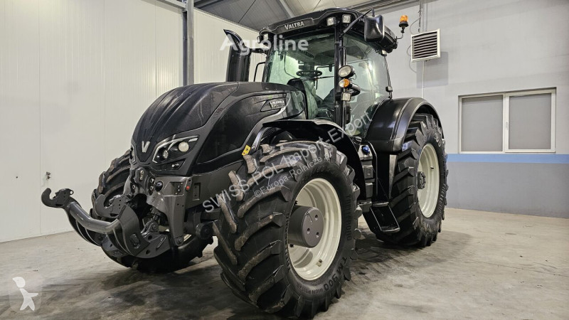 Traktor Valtra