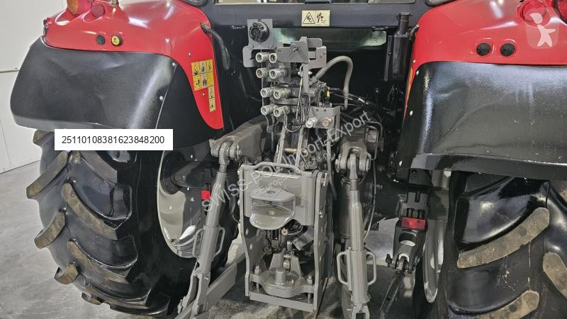 Traktor Massey Ferguson 5611