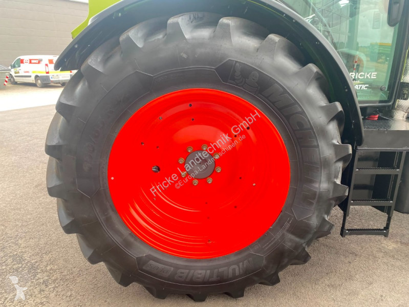 Селскостопански трактор Claas  Arion 650 Cmatic...