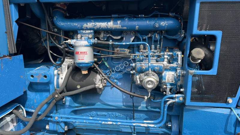 Lantbrukstraktor Ford 7700 4X4