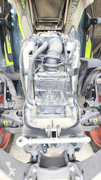 Trattore Claas Arion 440