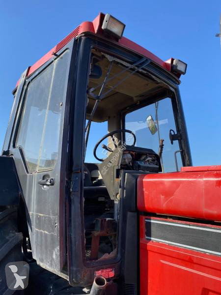 Case IH 1255XL/AXL tractor