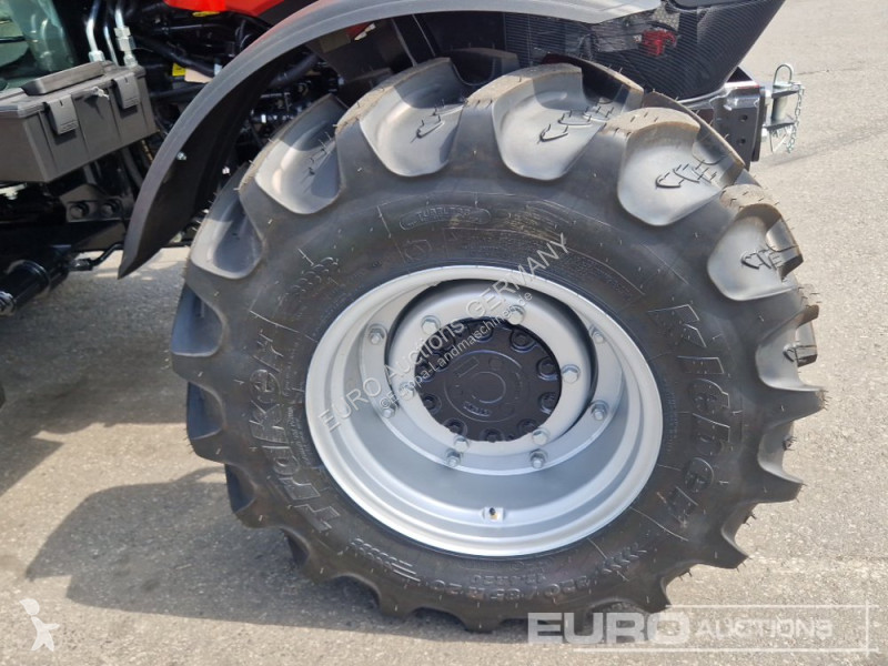 Lantbrukstraktor Case IH Farmhall 75A
