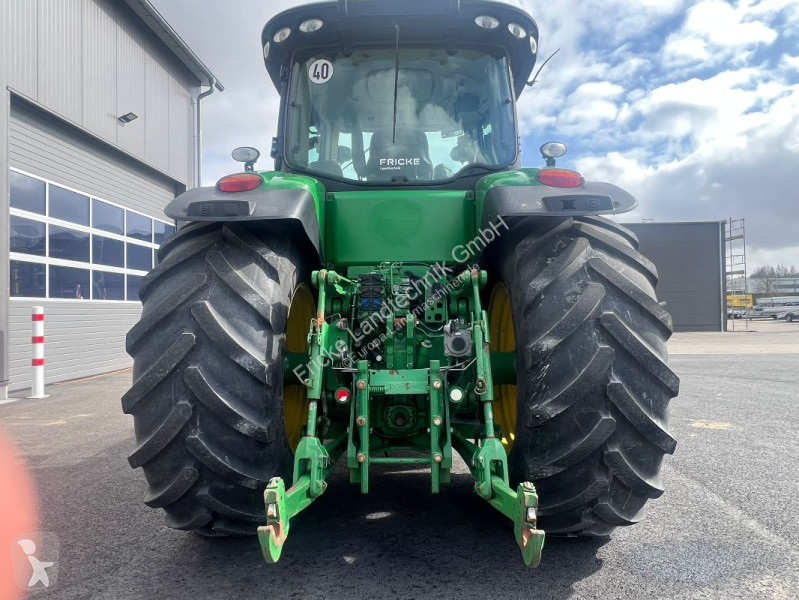 Lantbrukstraktor John Deere 8335R Autopowr