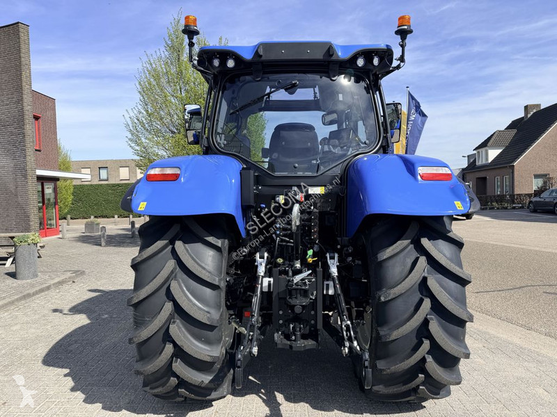 Lantbrukstraktor New Holland T6.145 AC STAGE V...