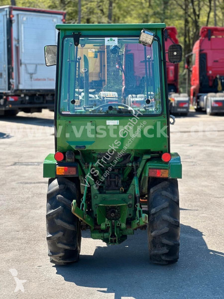 Landbrugstraktor John Deere 670 Hofschlepper,...