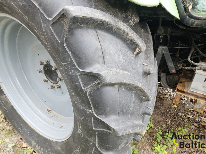 Lantbrukstraktor Deutz-Fahr AGROTRON 200
