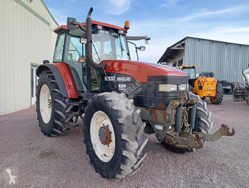 Lantbrukstraktor New Holland  M100