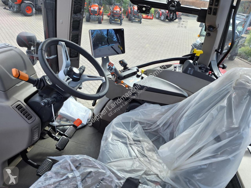Lantbrukstraktor Case  VESTRUM 130 CVX Drive