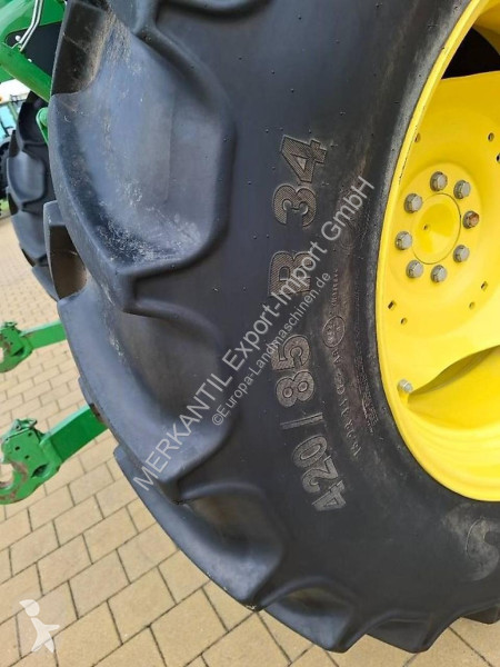 Lantbrukstraktor John Deere 5100M