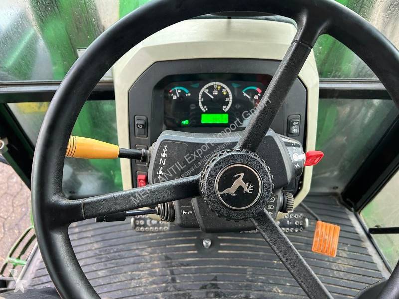Lantbrukstraktor John Deere 5100M