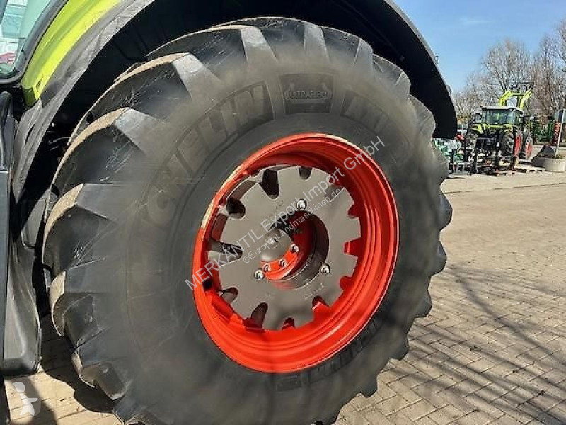 Lantbrukstraktor Claas  Axion 930