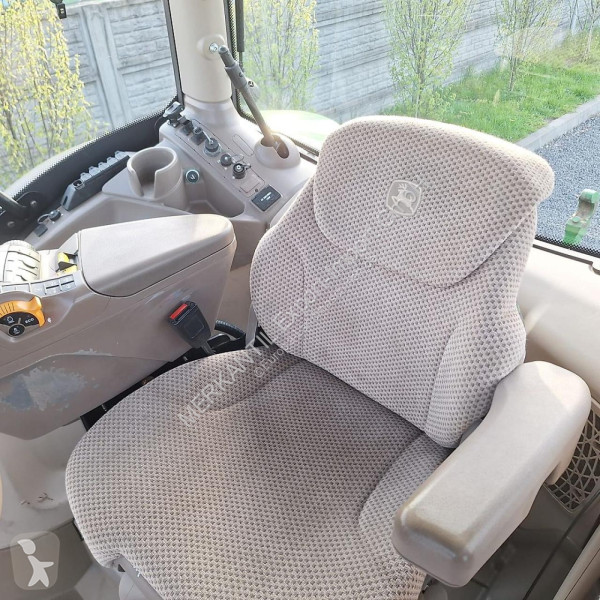 Lantbrukstraktor John Deere 6215R Auto Powr...