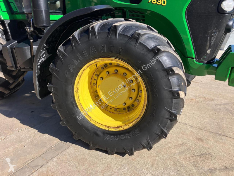 Lantbrukstraktor John Deere  7830 Premium