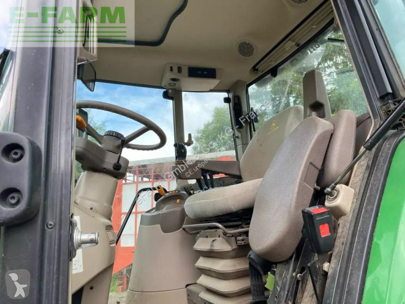 Landbrugstraktor John Deere  6110 m command quad