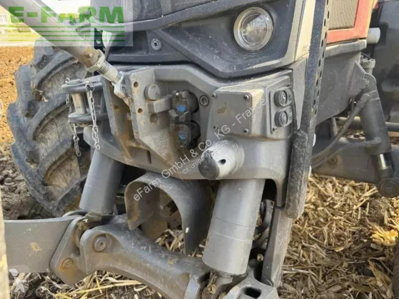 Landbrugstraktor Massey Ferguson  8s205