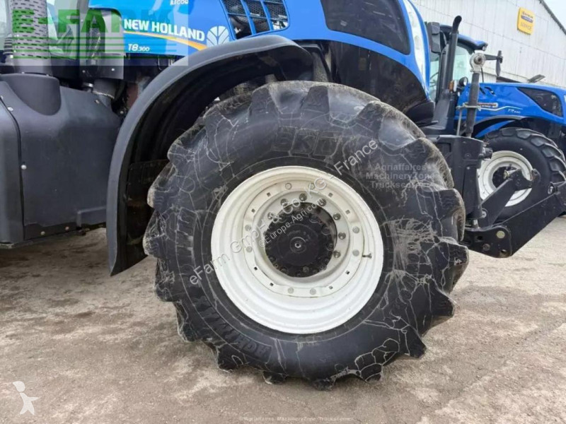 Landbrugstraktor New Holland  t8.300 ac