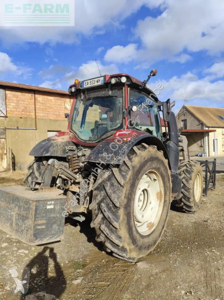 Valtra  n174 tractor