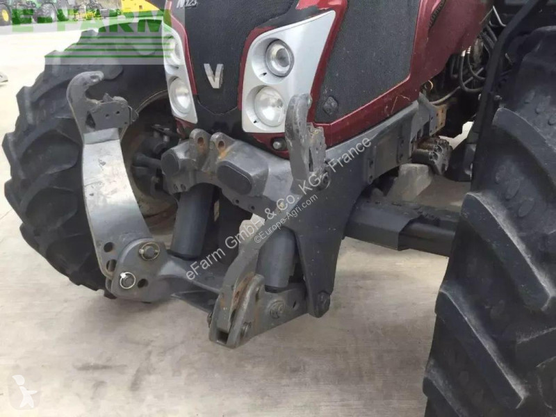 Landbrugstraktor Valtra  n 123