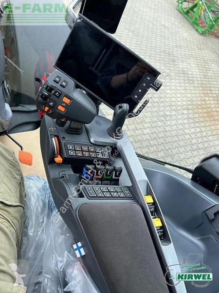 Landbrugstraktor Valtra  q 285