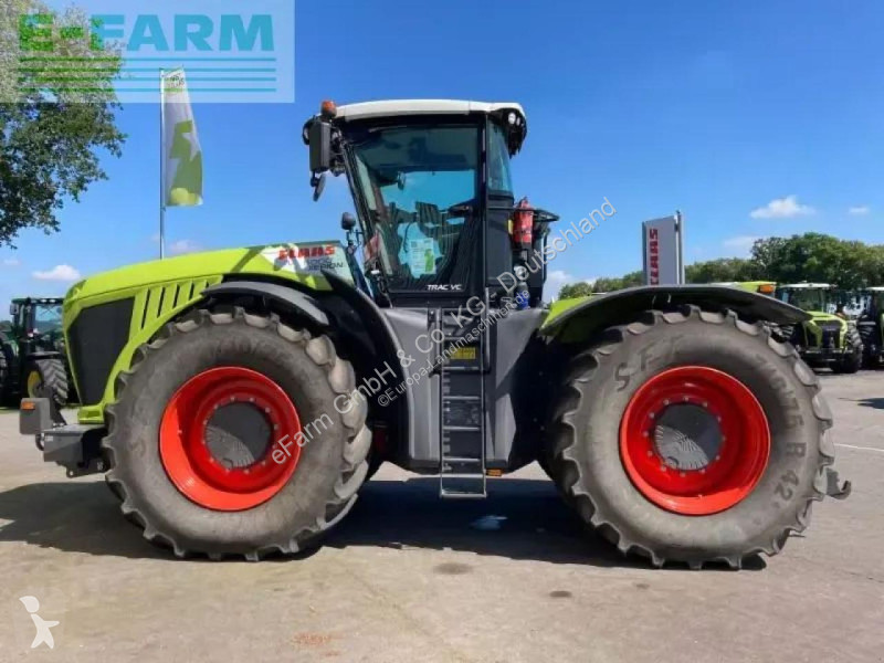 Landbrugstraktor Claas  xerion 5000 trac vc
