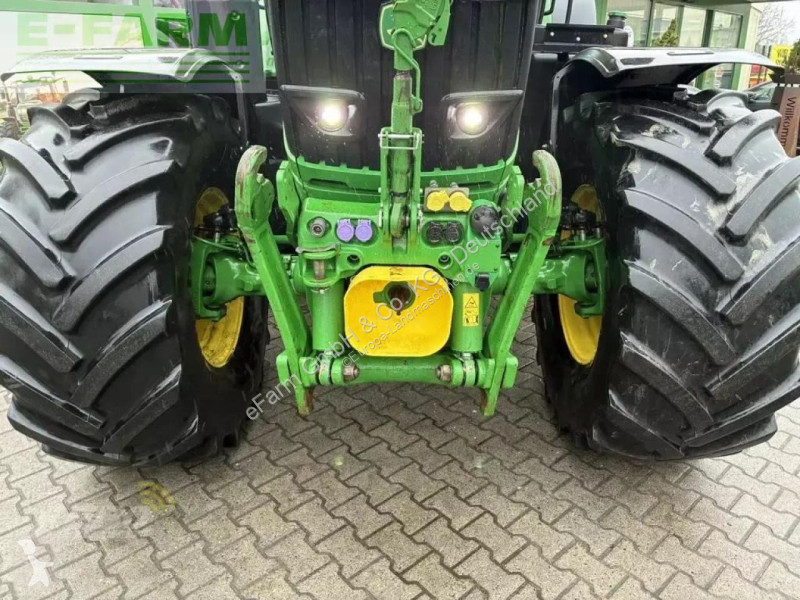 Landbrugstraktor John Deere  6r215